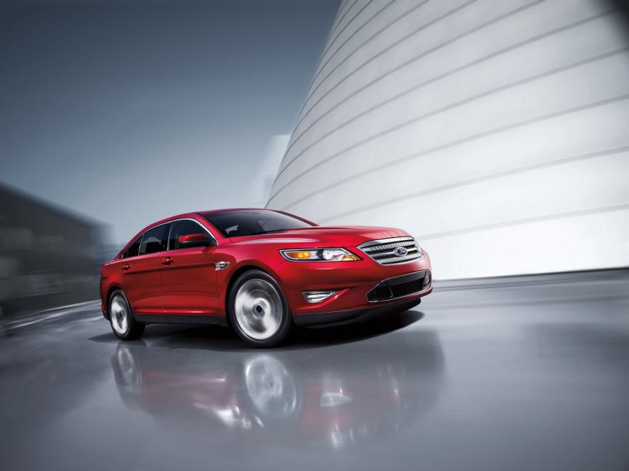  Ford Taurus SHO 2010 года  (фото 210 из 248)